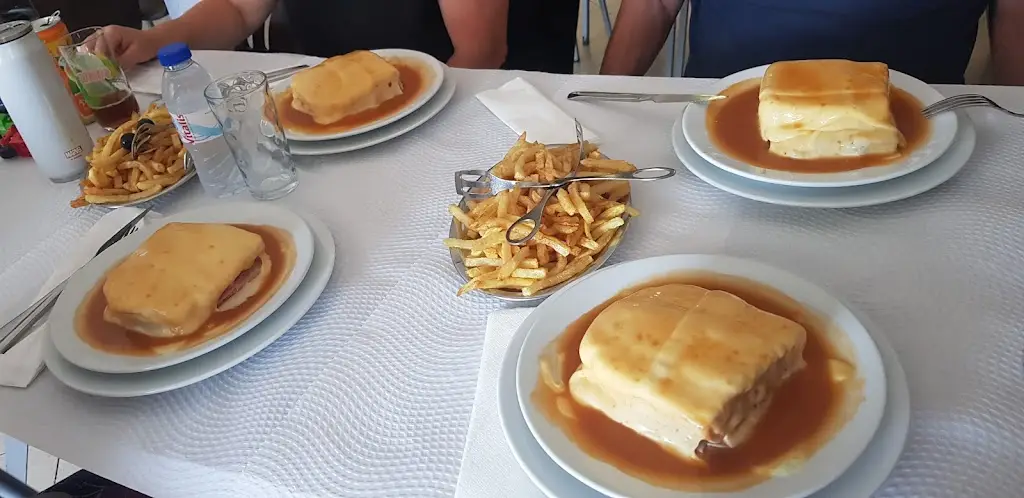 Café Val Chão ristorante a Foz do Sousa