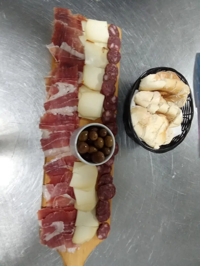 Tiago Gonçalves_Tasca Laroca_Jovim_recensione