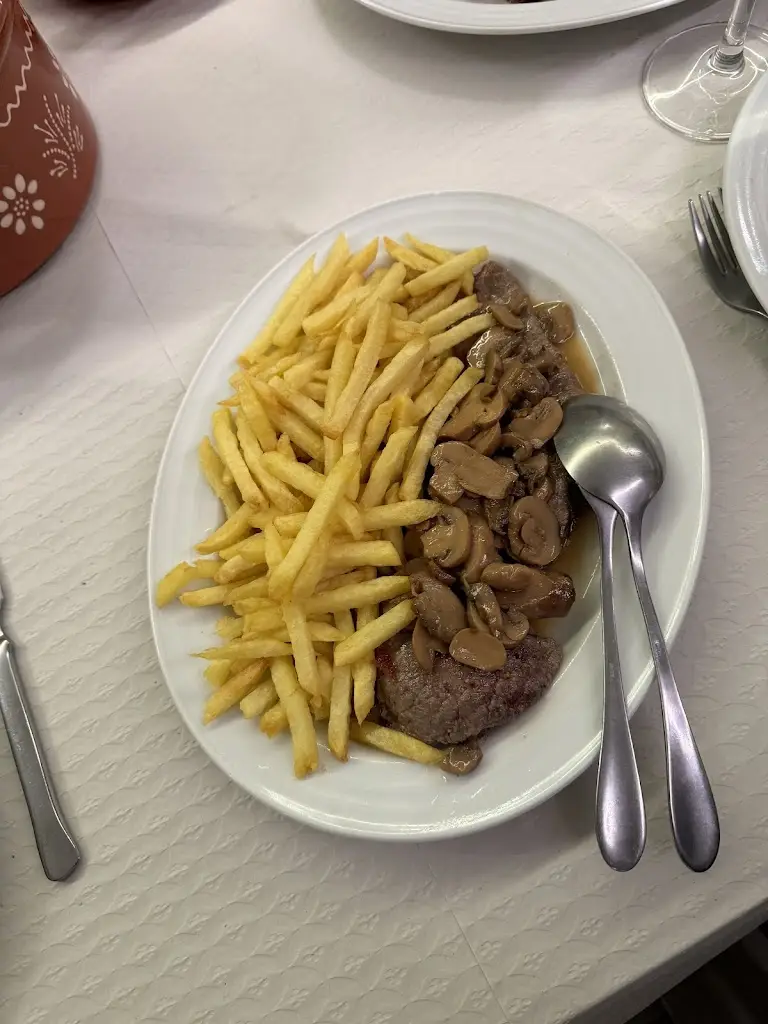 Restaurante Petiscaria João da Margarida_Margaride_slider_image_3