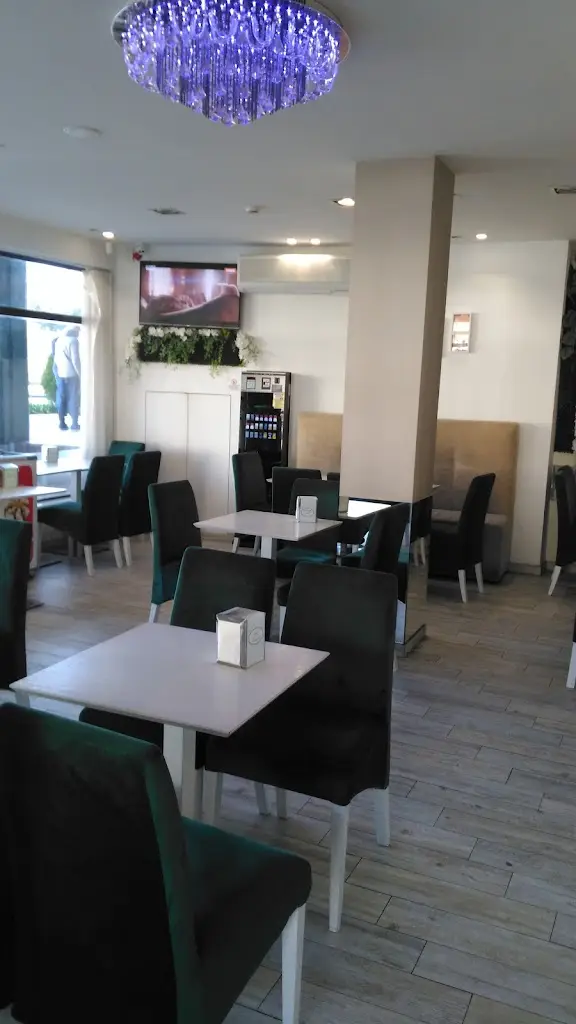 Salāo De Chá Chocolate & Canela_Margaride_slider_image_1