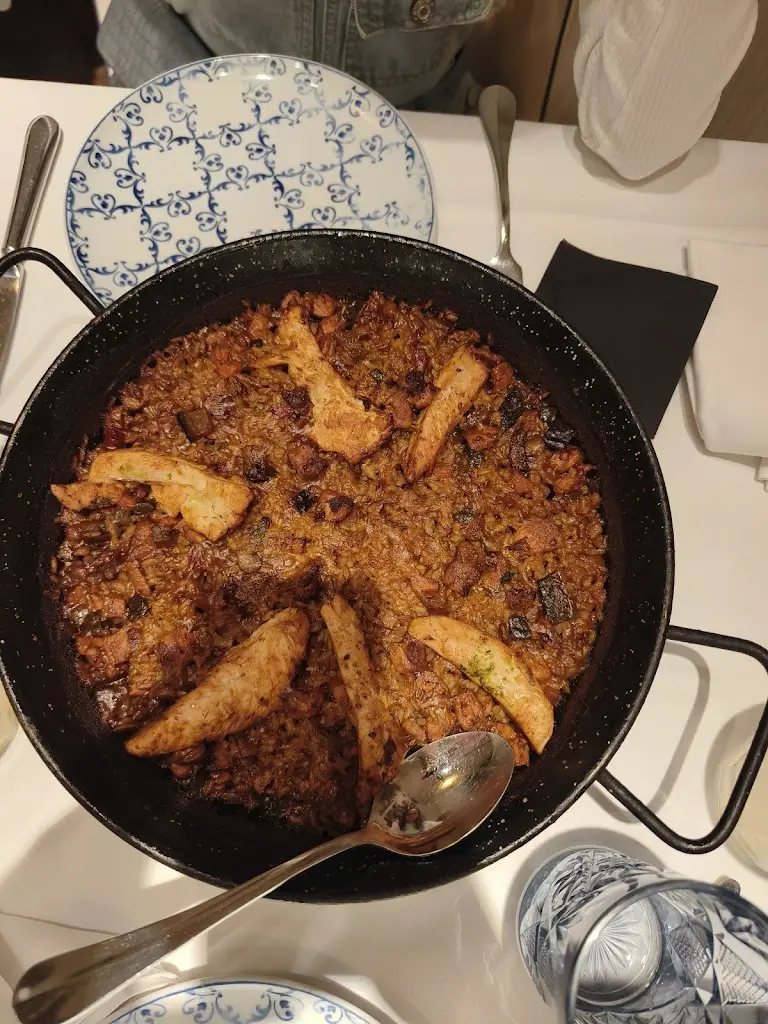 Alberto Cunha_Tapas & Wine BAR_Margaride_review