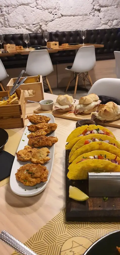 Vitor Silva_Tapas da Villa | Gaia_Perozinho_recensione