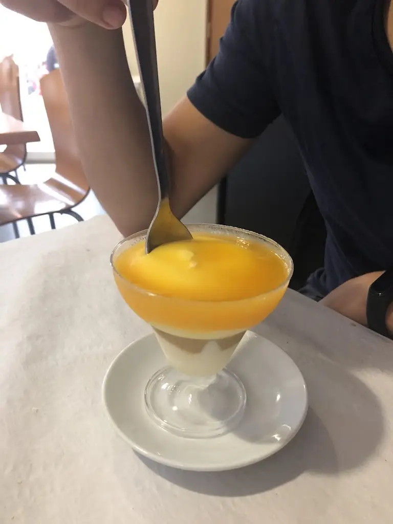 Antonieta Ponce de Leão_LasCasas_Melres_recensione