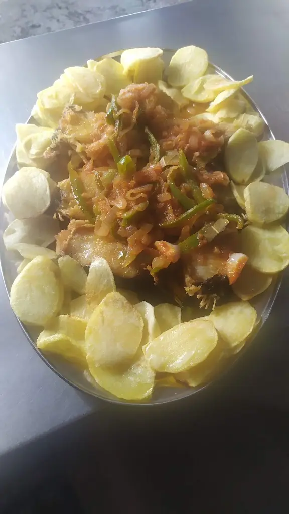 Rafaela Carvalho_Churrasqueira Beira Douro_Melres_reseña