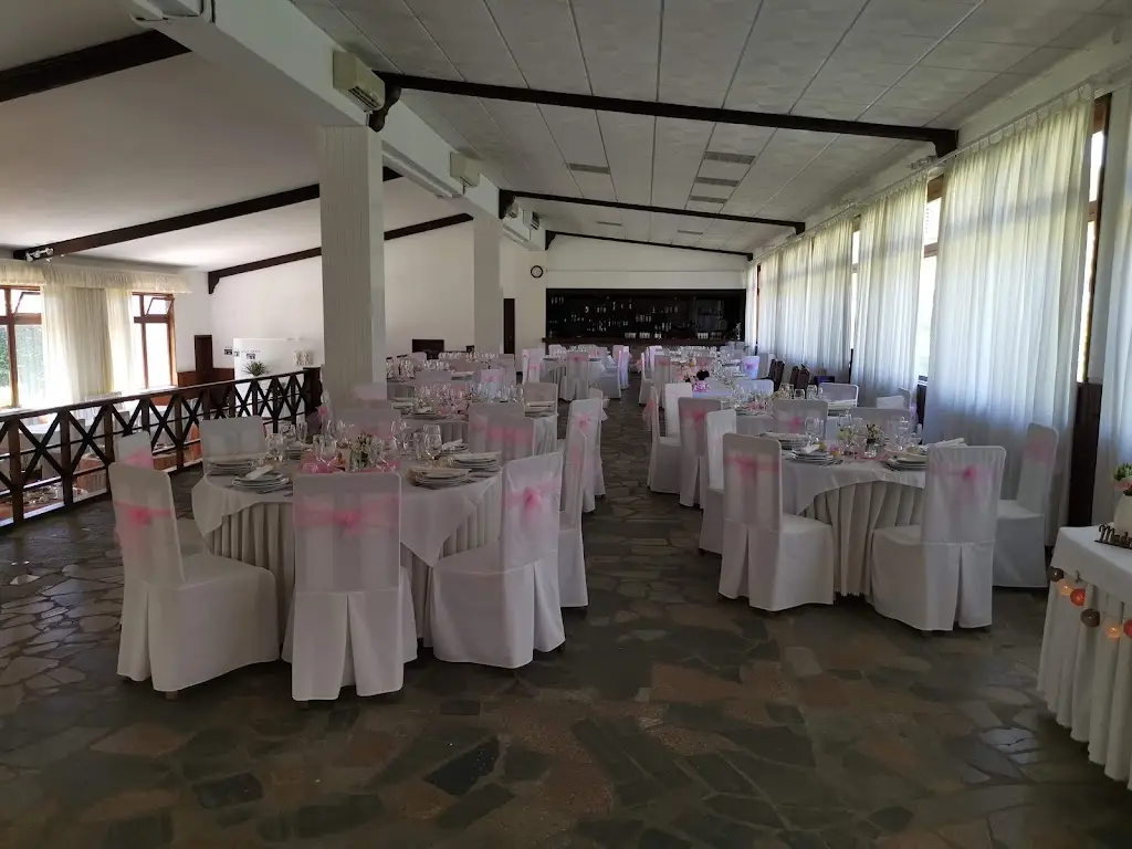 Bandeirinha_Melres_slider_image_1