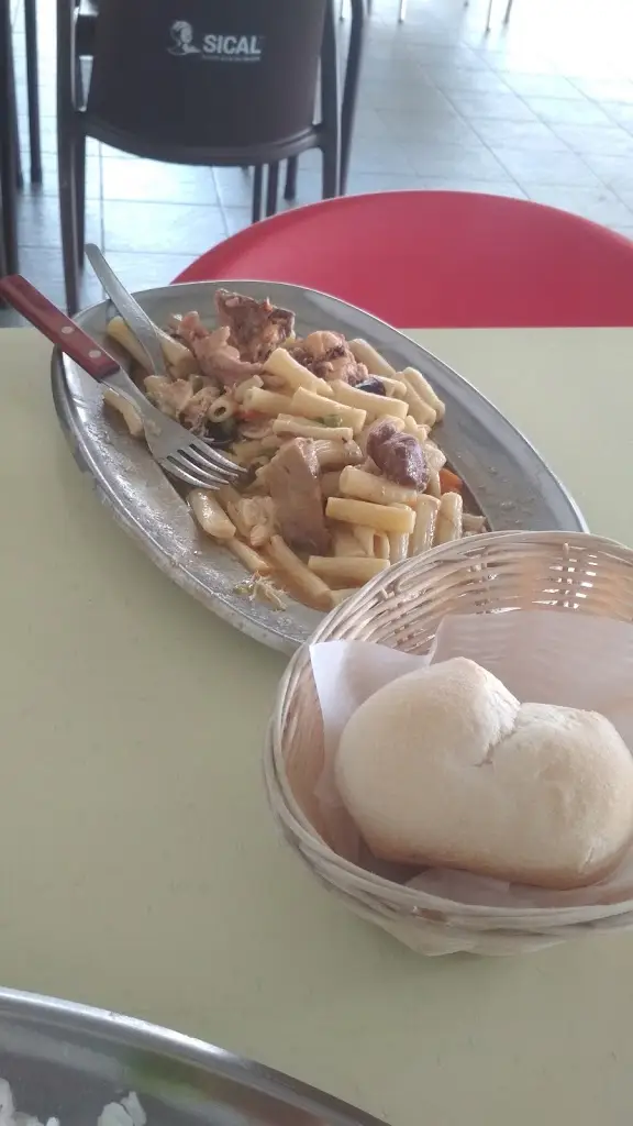 Menu_Café Central Melres_Melres_immagine_8