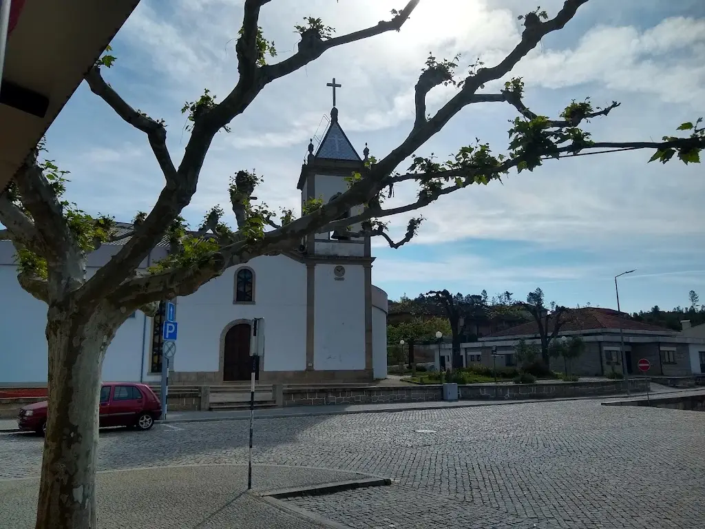 Elisabete Pedrosa_Café Central Melres_Melres_recensione