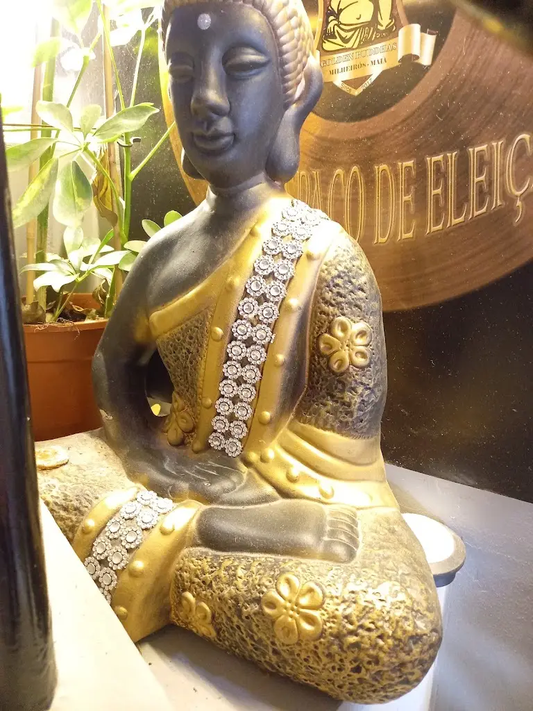 Golden Buddhas_Milheirós_slider_image_2