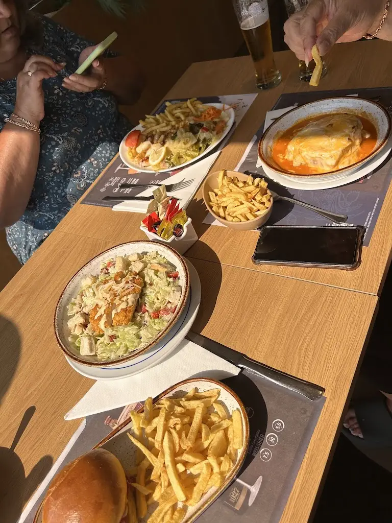 Sindi Borisova_Farol da Póvoa de Varzim_Póvoa de Varzim_recensione