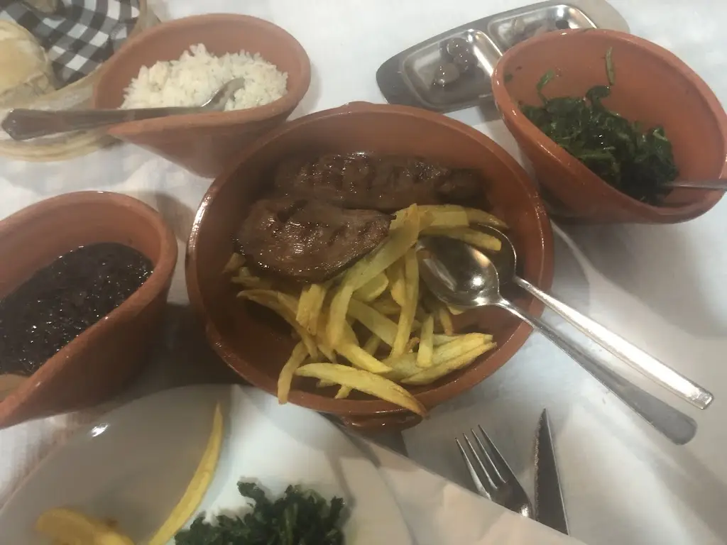 Ana_Restaurante Adega Regional - Os Andrés_Recarei_recensione