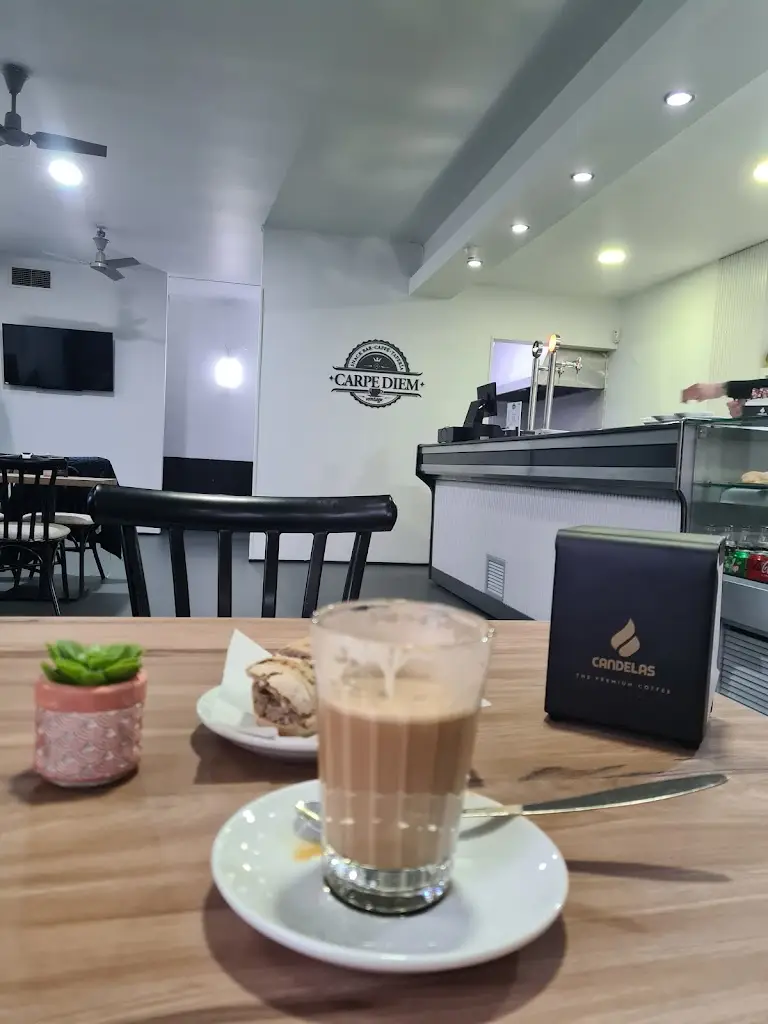 Susana Freitas_Carpe Diem_Santa Cruz do Bispo_reseña