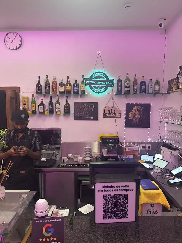 Chinthaka Mayura_Outro Nivel Taste Restaurant & Cafe_São Mamede de Infesta_review