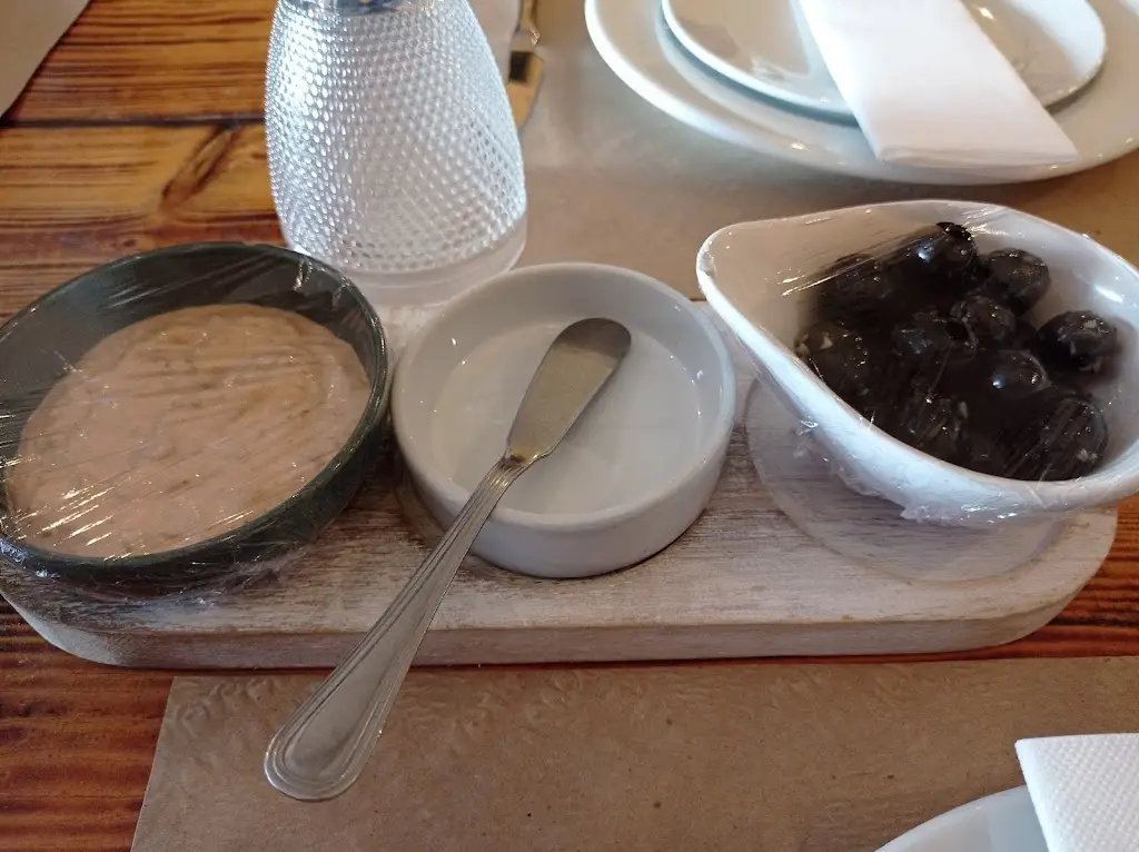 Pedro Lima_Prazeres Do Palato_Pedrouços_recensione