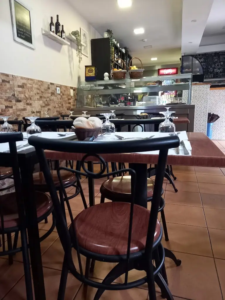 Cantinho Do Pedro ristorante a Pedrouços