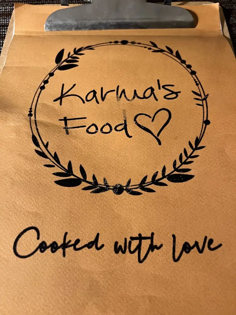 Christopher Tsang_Karma's Food_Pedrouços_recensione