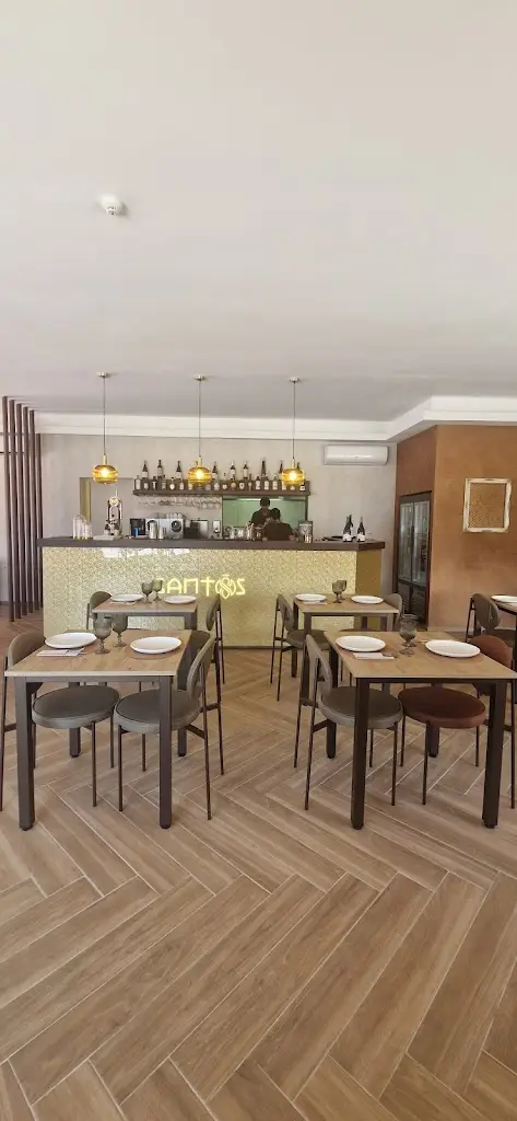 Bruno Marques_SANTOS | Tapas & Cocktails_Sermonde_recensione