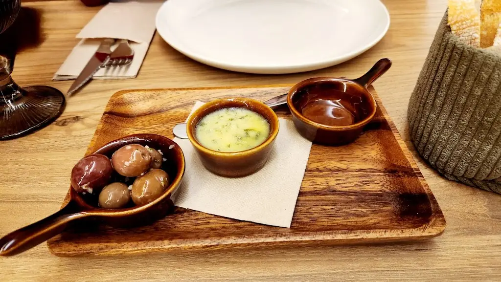 Ivan Santos_SANTOS | Tapas & Cocktails_Sermonde_recensione