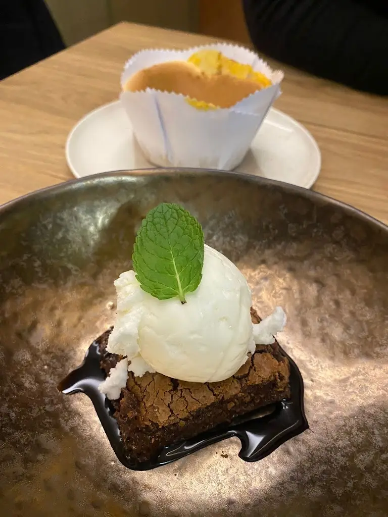 SANTOS | Tapas & Cocktails_Sermonde_slider_image_3