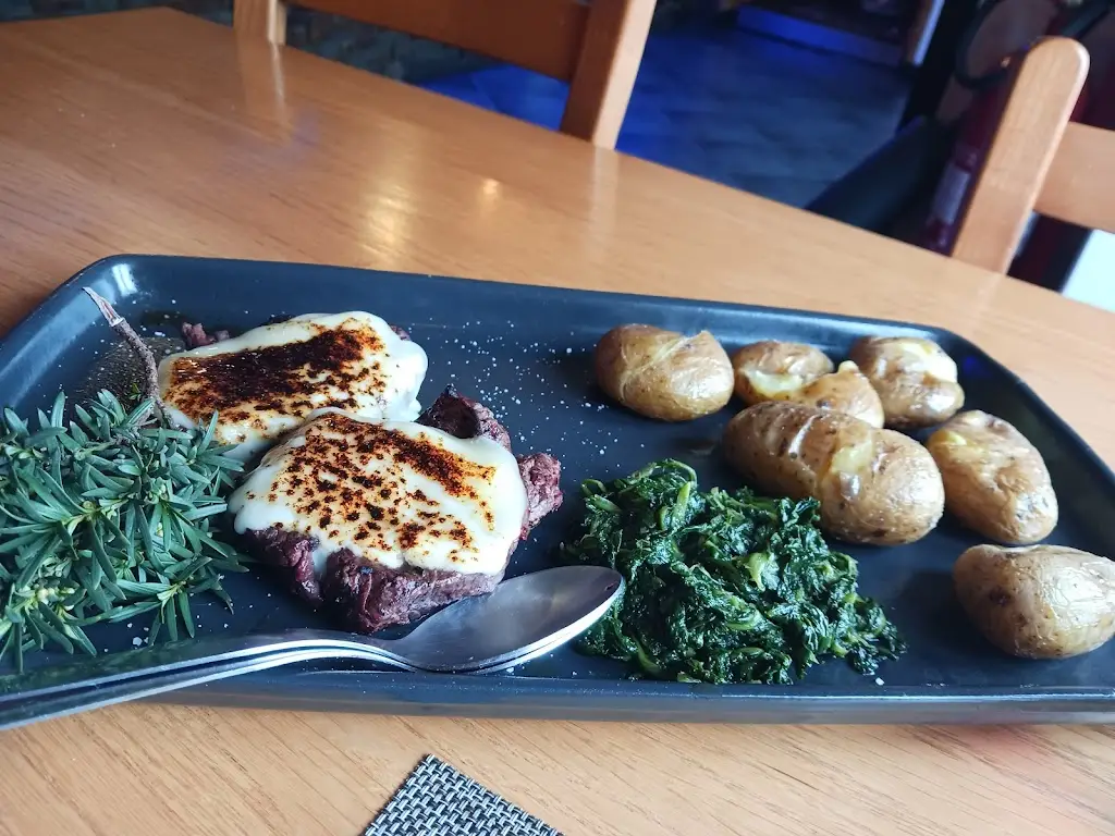 Menu_Adega Azul_São Pedro da Cova_imagen_5