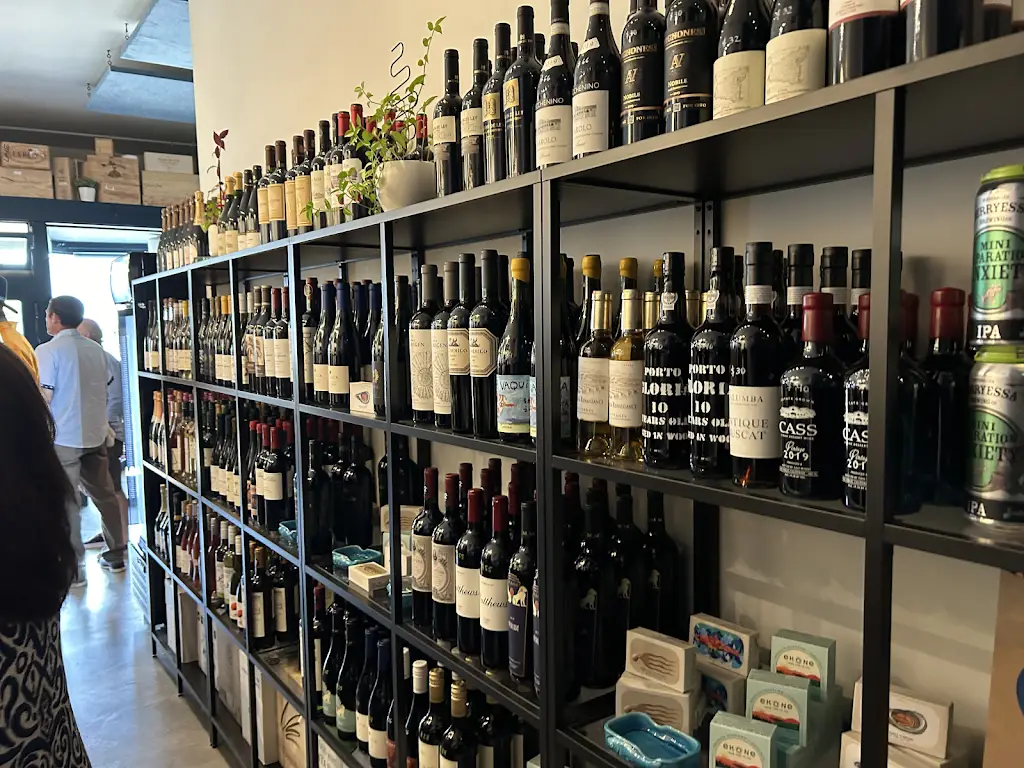 Steven Donaldson_Adega Azul_São Pedro da Cova_reseña