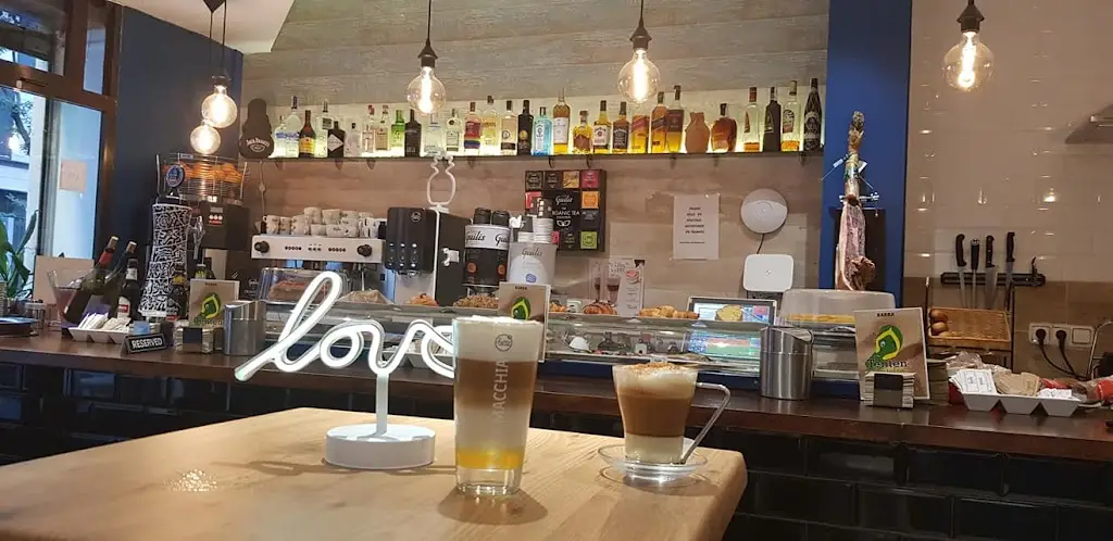 Casa Gandra_São Pedro da Cova_slider_image_1