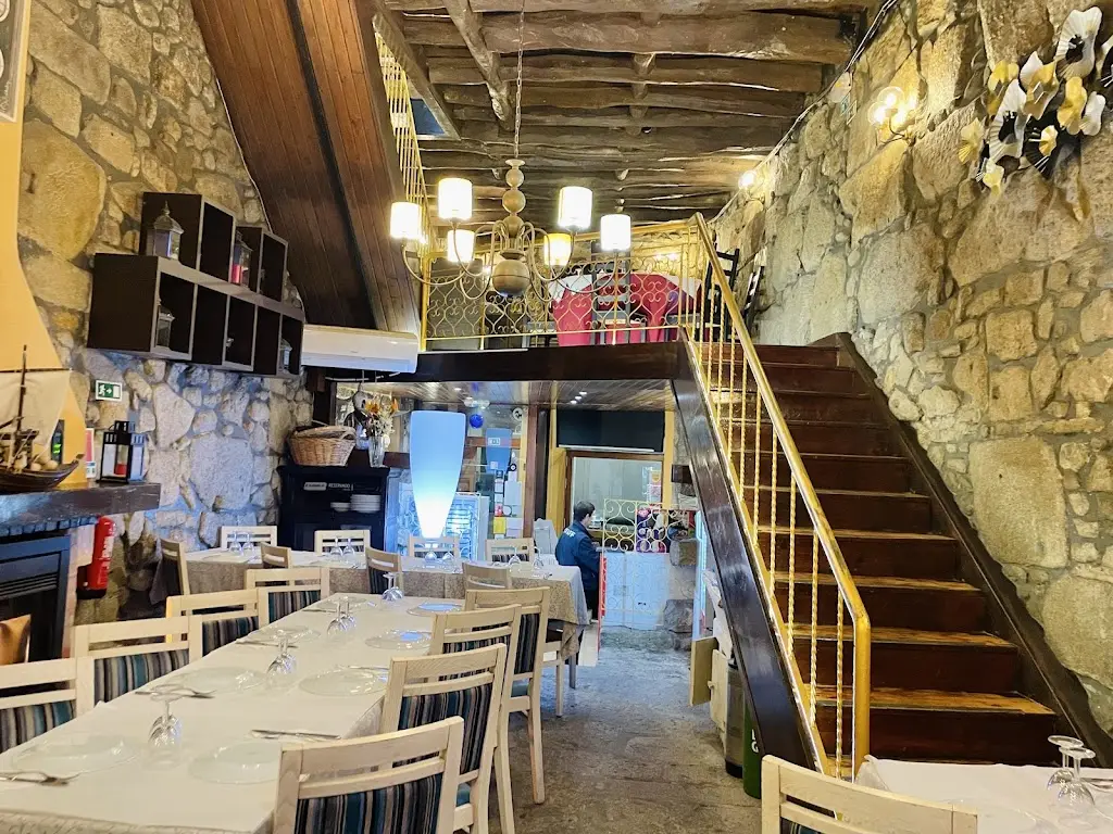 Barris Do Douro Restaurante ristorante a Oliveira do Douro