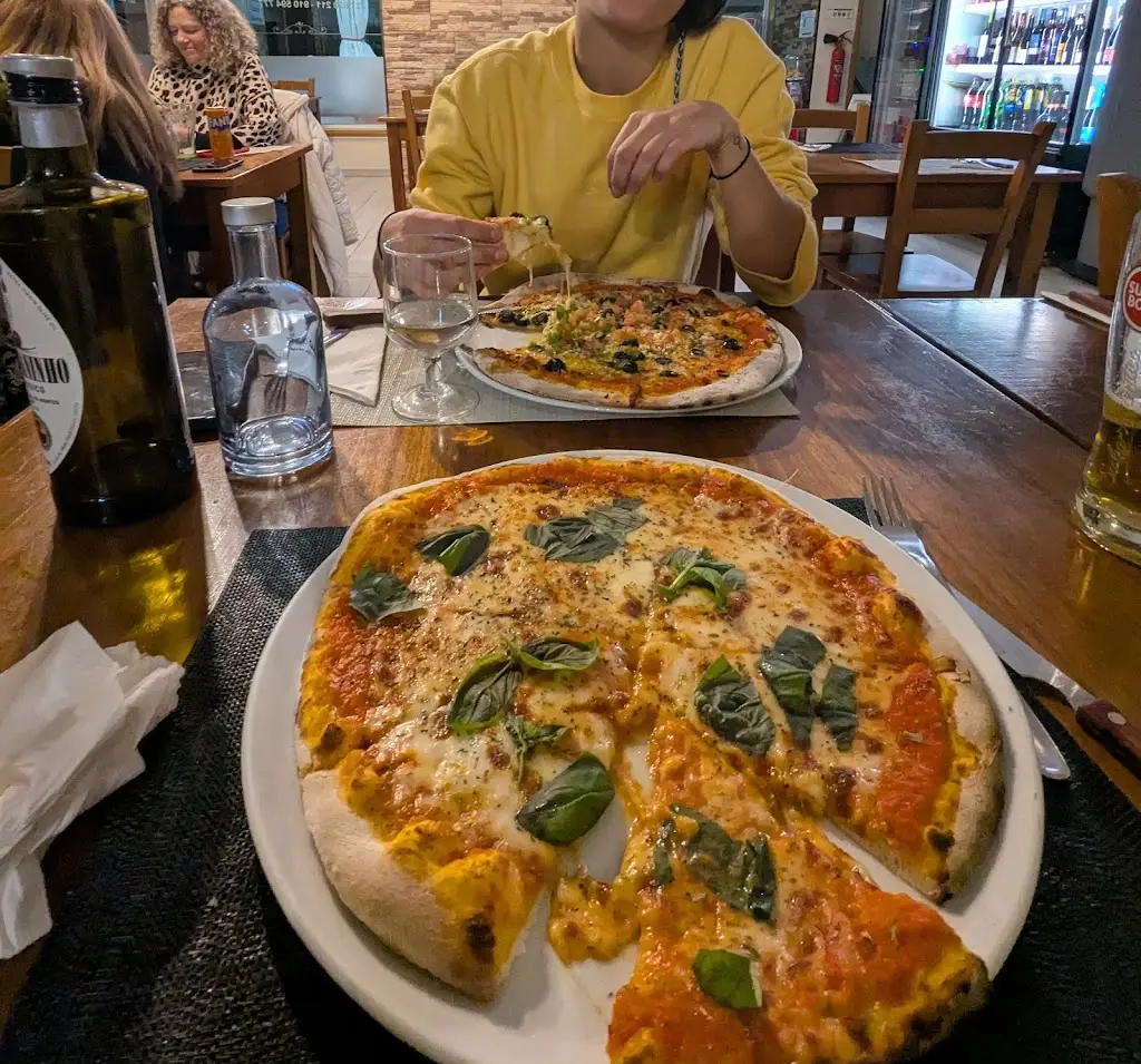 Tomás Mateo_Restaurante Pizzaria La Dolce Italia_Oliveira do Douro_review
