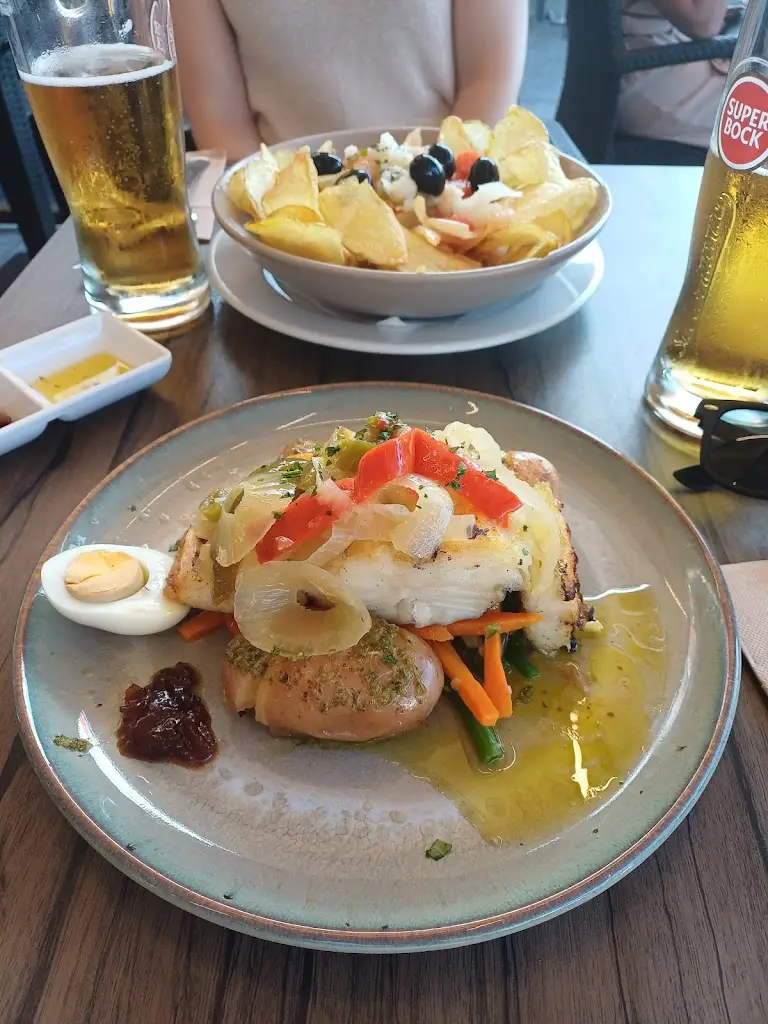 Aaran Thornton_Douro Velho_Oliveira do Douro_recensione