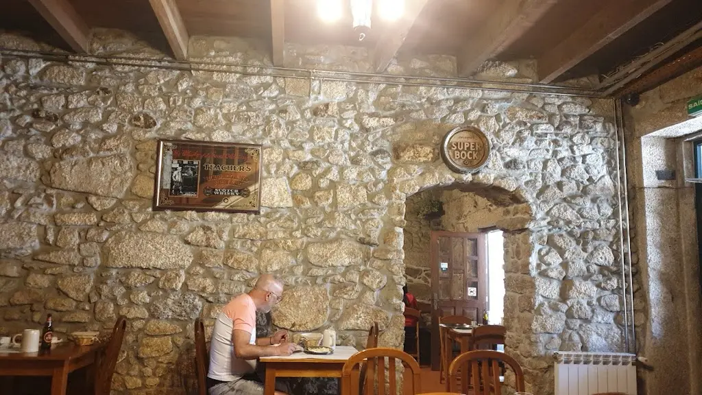 Avelino Goncalves_The Alley-Hoteleiras activities, Unipessoal, Lda_São Romão do Coronado_review