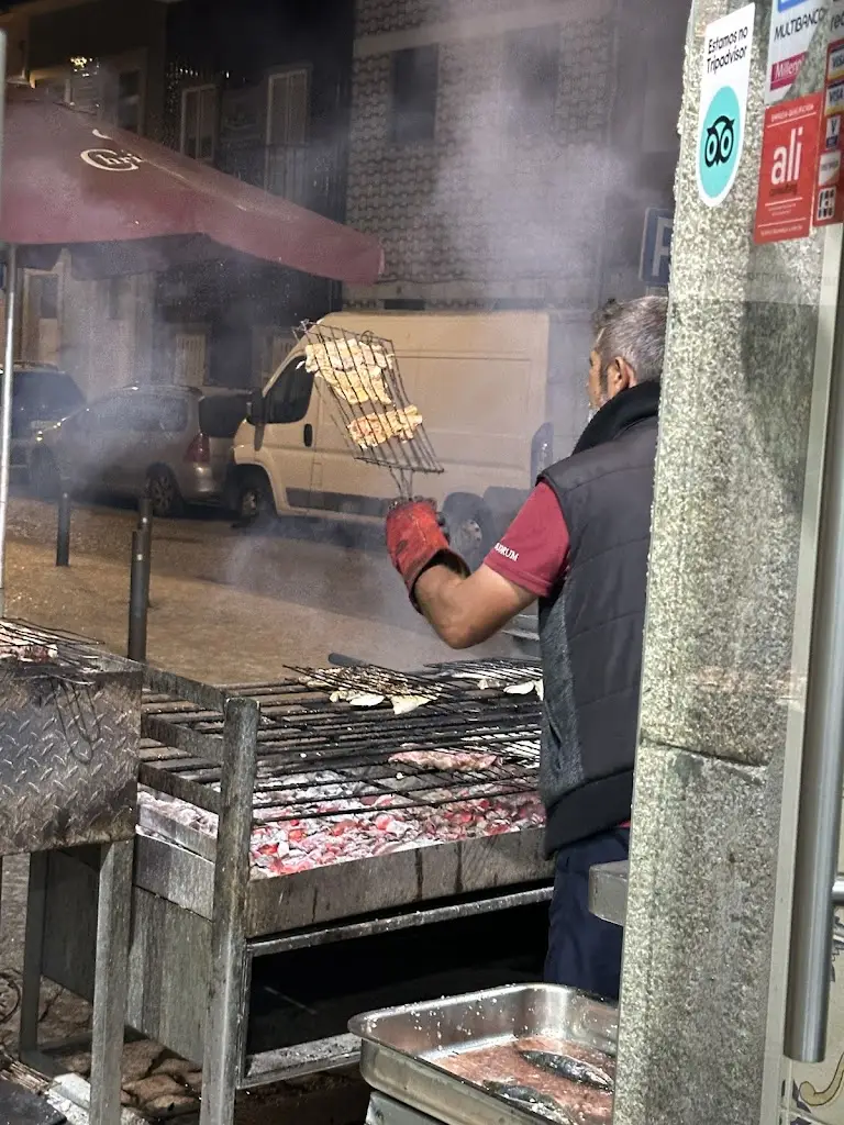 B. H._Taberna São Pedro_Vila Nova de Gaia_reseña