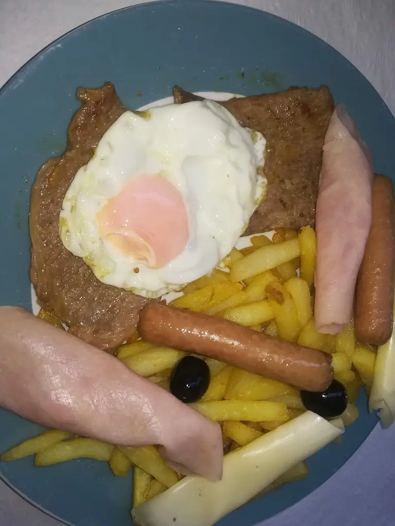 Menu_Pão Quente Jovem - Snacks_Vilarinho_image_4