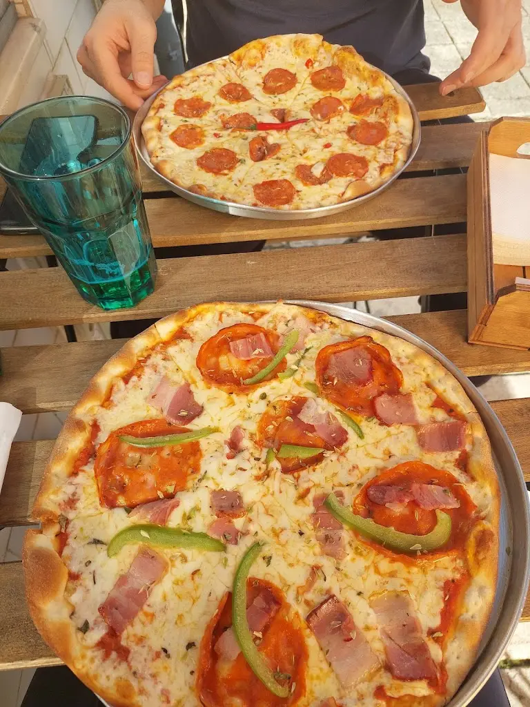 Menu_PIZZAMANIA_Vila Nova da Telha_image_7