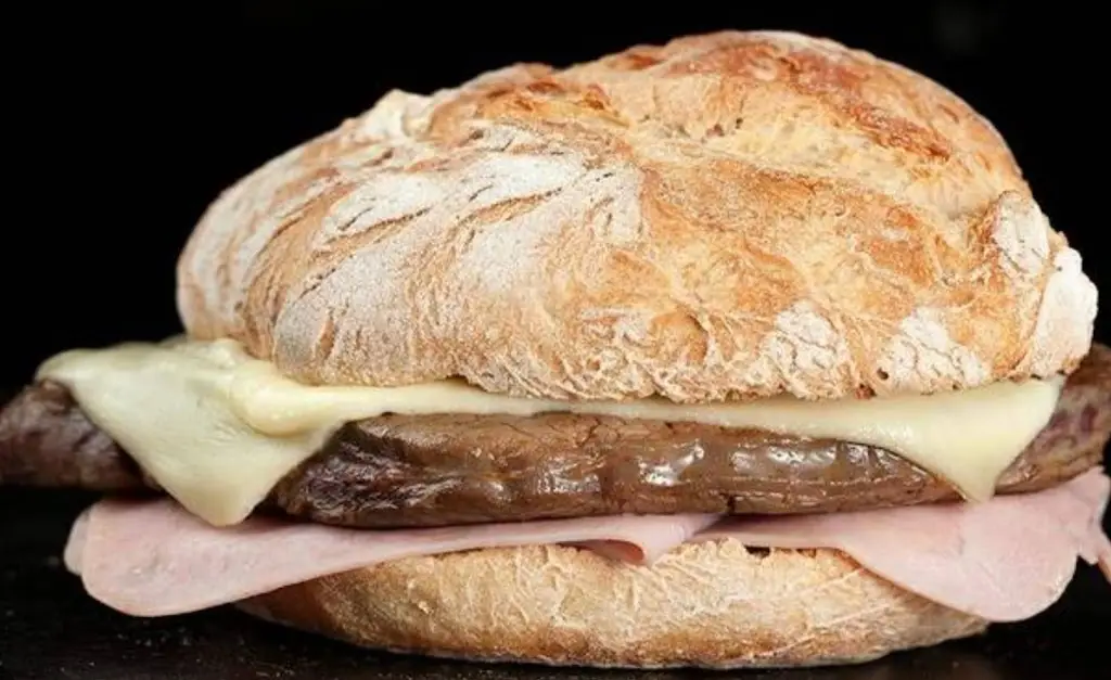 Menu_Oliveira's cafe - Snaks e francesinhas a moda do Porto_Rebordosa_image_6