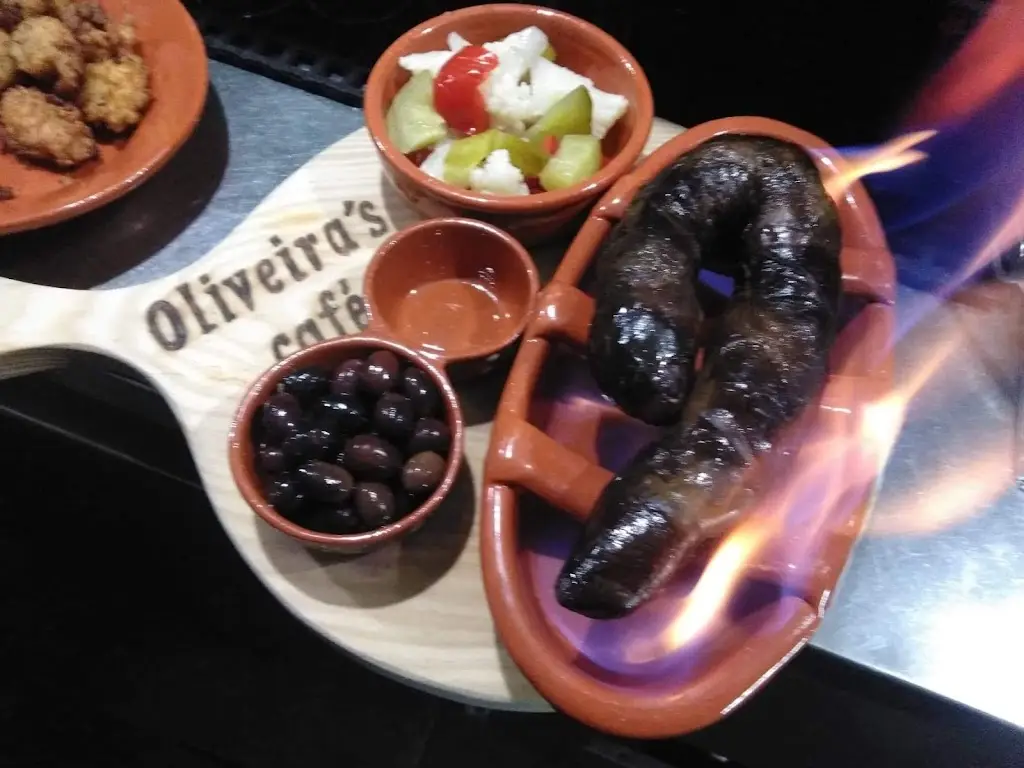 Menu_Oliveira's cafe - Snaks e francesinhas a moda do Porto_Rebordosa_image_9