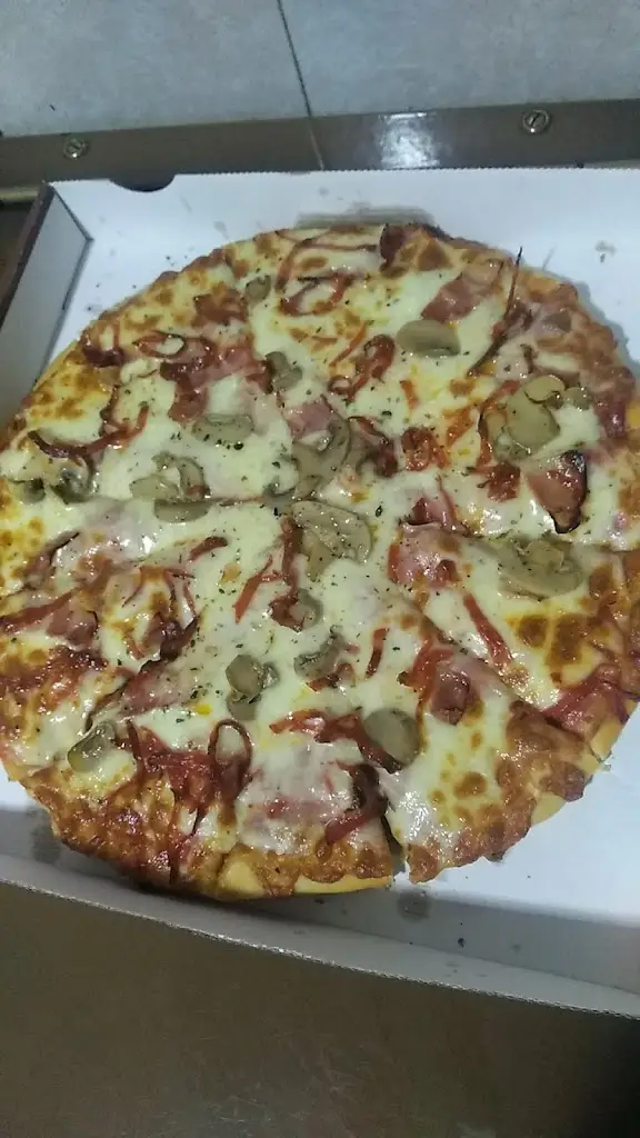 Neves_Iró Pão quente pizzaria_Rebordosa_recensione