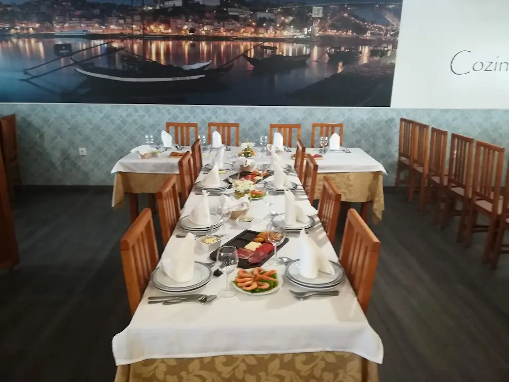 Restaurante Três Pinheiros_Rebordosa_slider_image_1