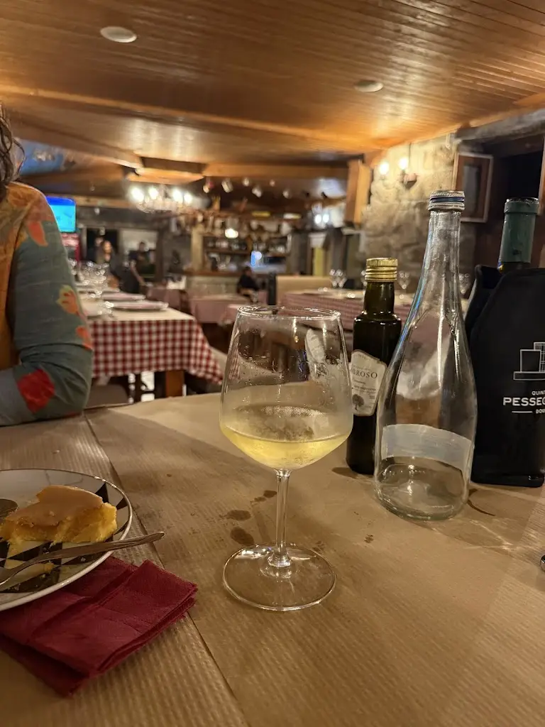 Hugo Brandão_O Palheiro_Rebordosa_recensione