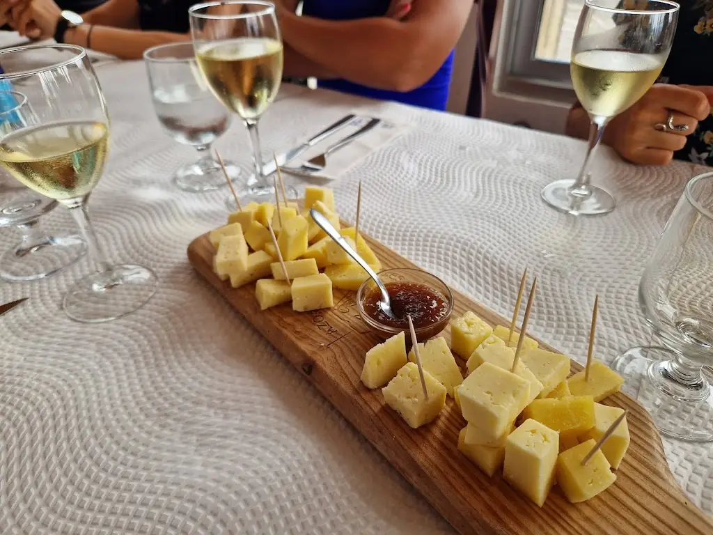 Menu_Os Amigos_Calheta de São Jorge_image_7