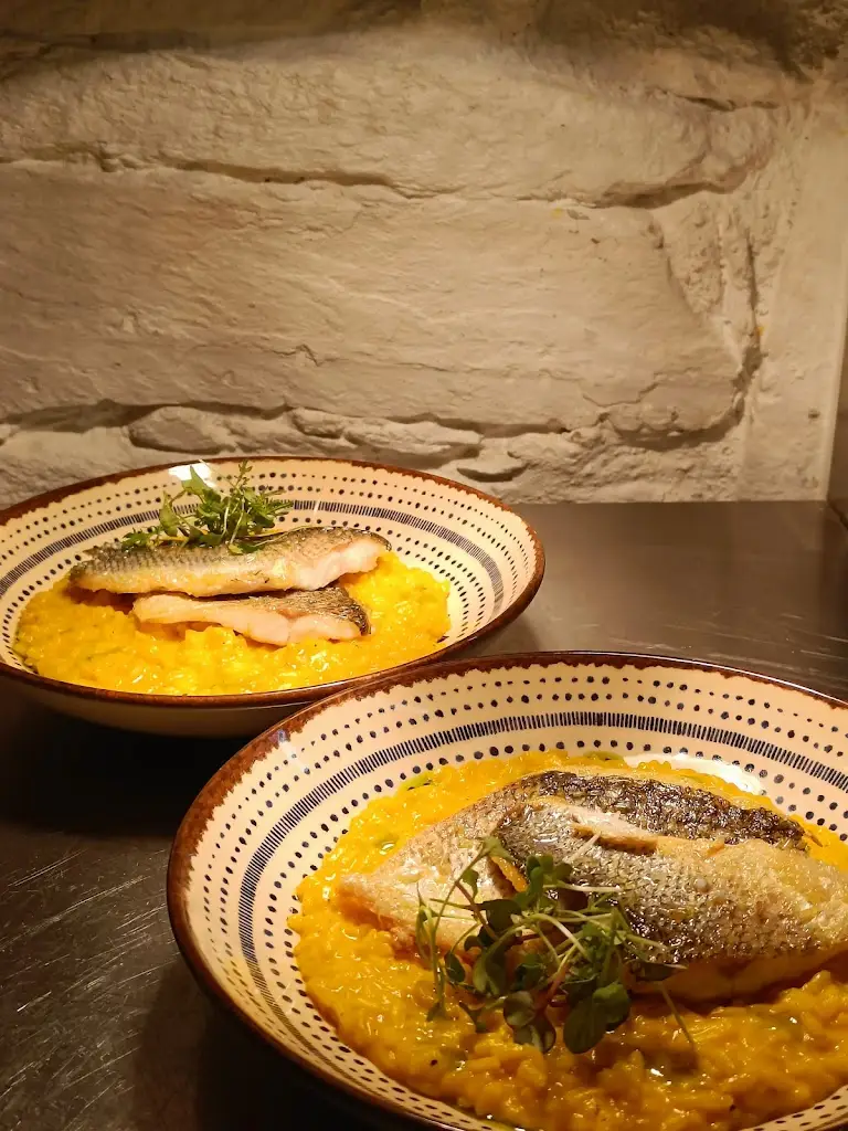 UNAMI - COCKTAIL BAR & RESTAURANT_Santo Tirso_slider_image_3