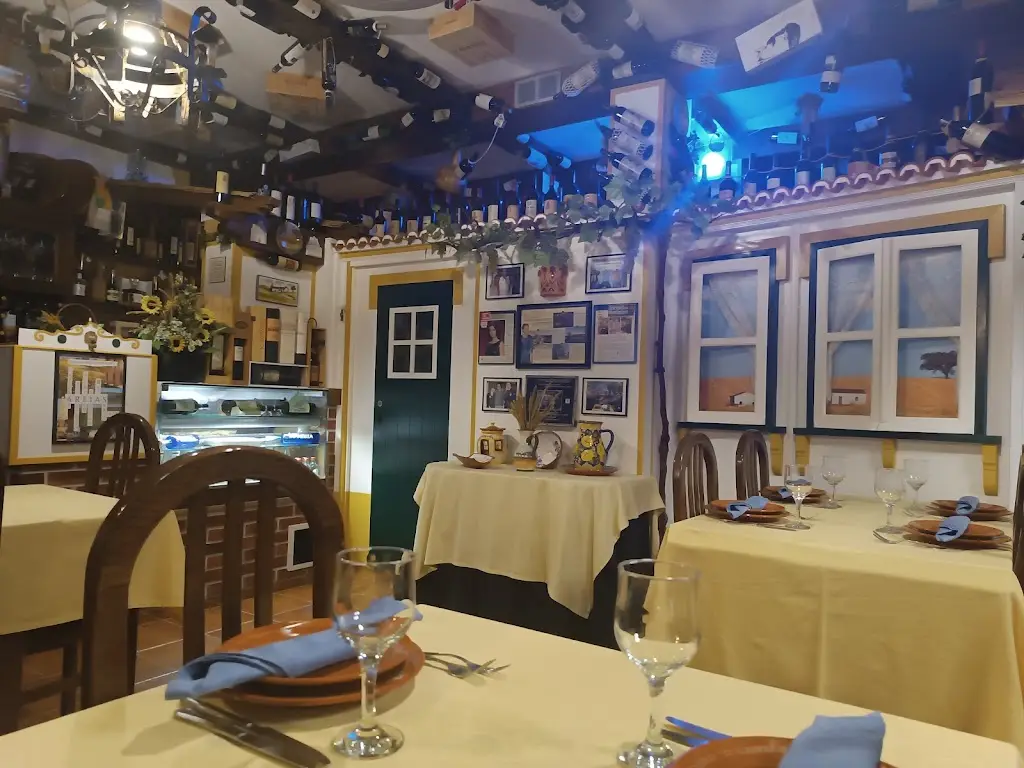 Restaurante Alentejano "O Cansêras", Lda (Areias) Restaurant in Santo Tirso