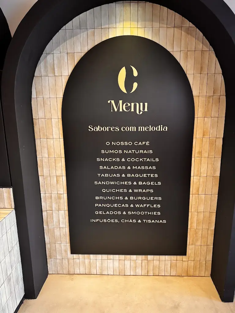 Celestino Café | Bar & Brunch Musica & Lounge ristorante a Vila Meã