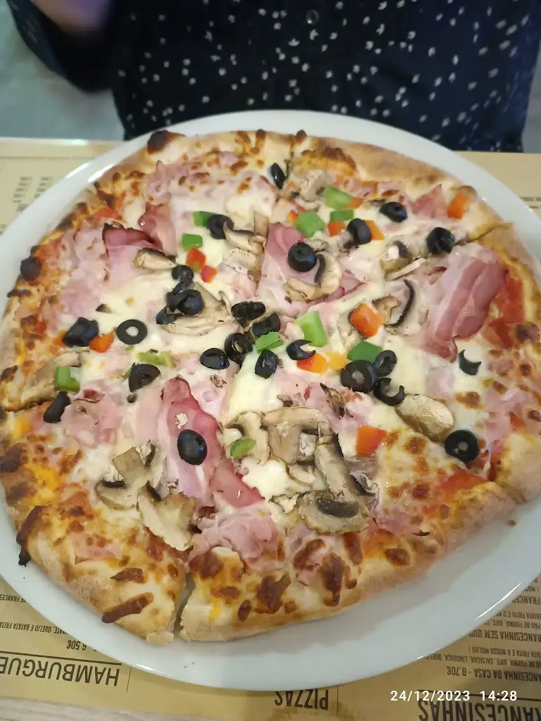 Menu_Pizzaria Moderna_Vila Meã_image_8