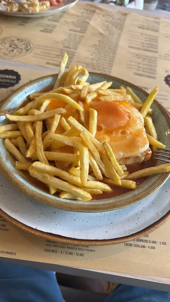 João Fernandes_Pizzaria Moderna_Vila Meã_review