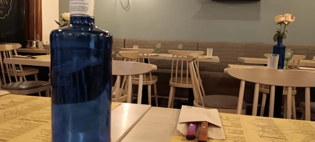 Rui Pedro Pires_Pizzaria Moderna_Vila Meã_review