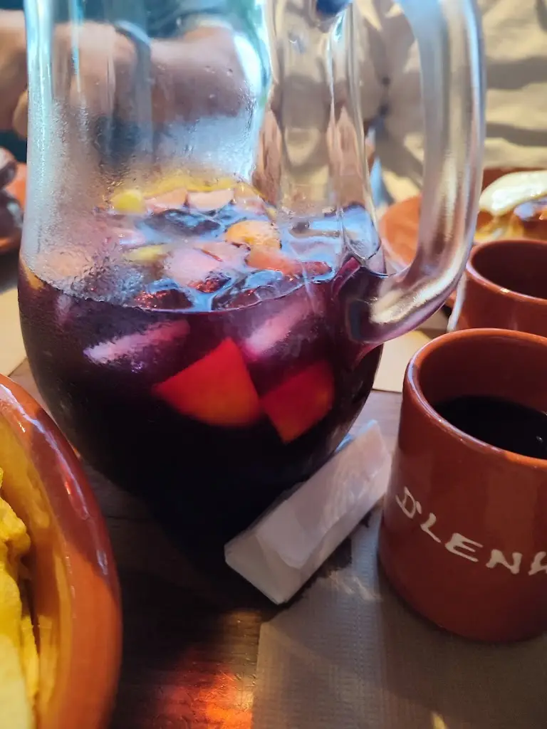 Jorge Caldas_Cheiro D’Lenha_Vilar de Andorinho_recensione