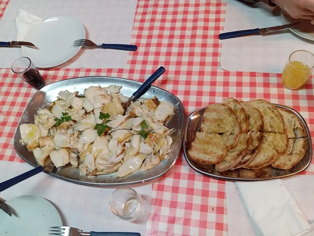 Vinhos Escravaninha ristorante a Alcanhões