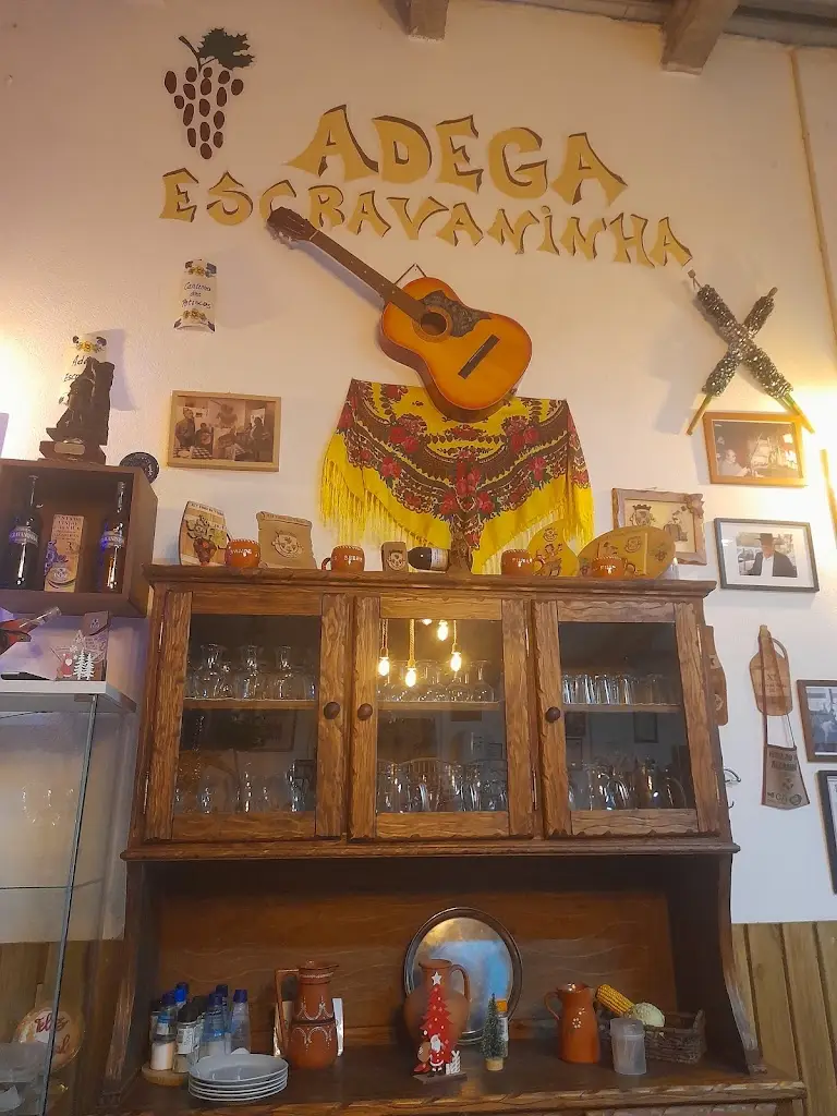 Vinhos Escravaninha_Alcanhões_slider_image_3