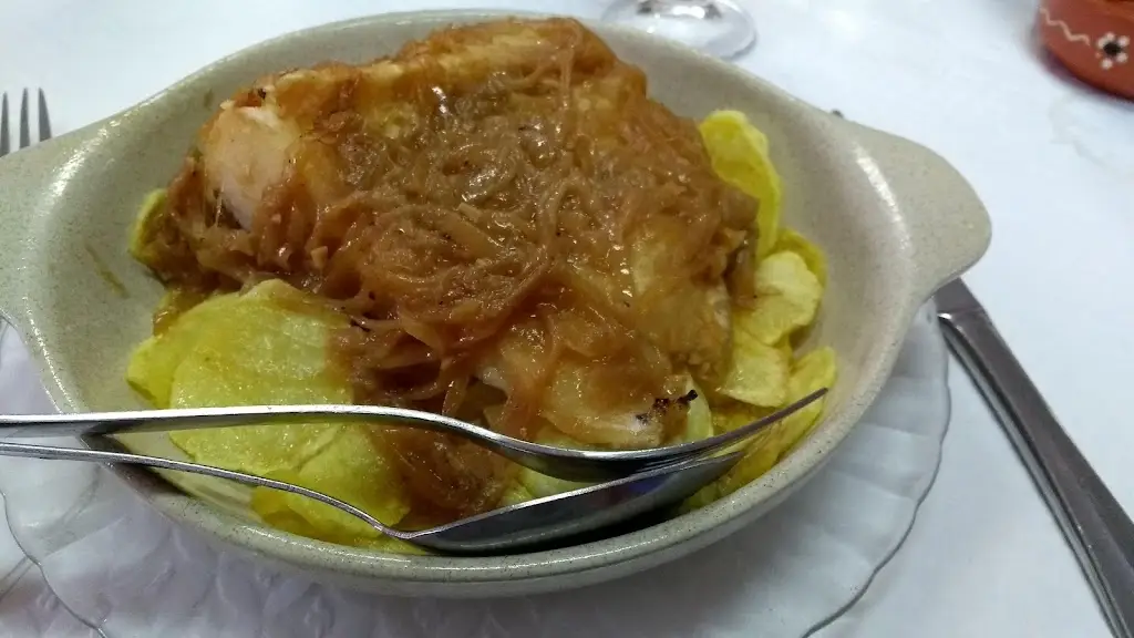 Cafetaria O Canto ristorante a Amiães de Baixo