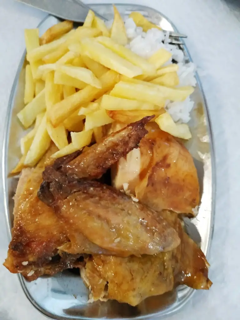 Marisa Barroso_Lareira do Casal_Amiães de Baixo_review