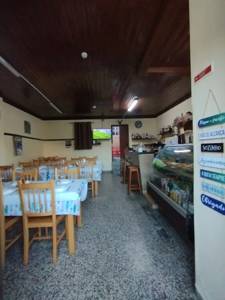 Tasca Toca do Lebre ristorante a Alcanede